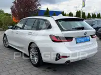 2022 BMW 320