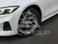 2022 BMW 320