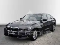 2022 BMW 320