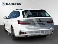 2022 BMW 320