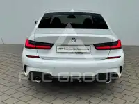 2022 BMW 320
