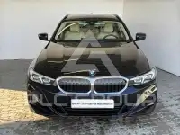2022 BMW 320