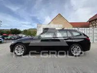 2022 BMW 320