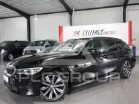 2022 BMW 320