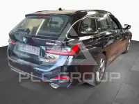 2022 BMW 320