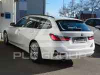 2022 BMW 320