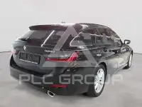 2022 BMW 320