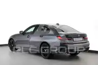2022 BMW 320