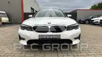 2022 BMW 320