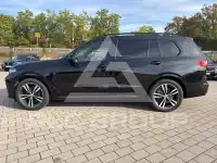 2022 BMW X7