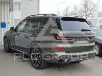 2022 BMW X7