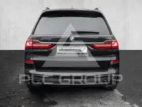 2022 BMW X7