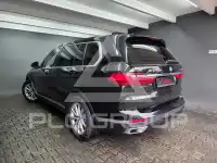 2022 BMW X7