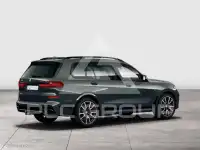 2022 BMW X7