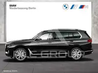 2022 BMW X7