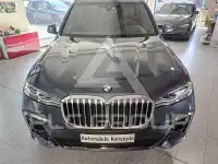 2022 BMW X7