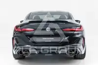 2022 BMW M8