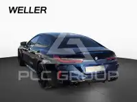 2022 BMW M8