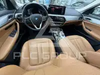 2022 BMW 520
