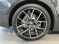 2022 BMW 520