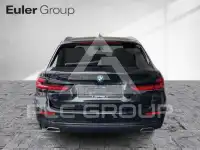 2022 BMW 520