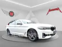 2022 BMW 520