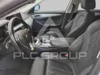 2022 BMW 520