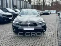 2022 BMW 520