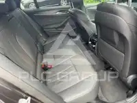 2022 BMW 520