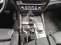 2022 BMW 520