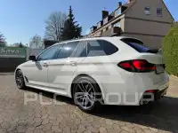 2022 BMW 520