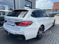 2022 BMW 520