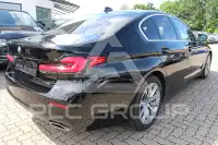 2022 BMW 520