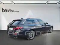 2022 BMW 520