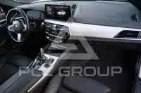 2022 BMW 520