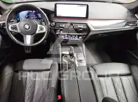 2022 BMW 520