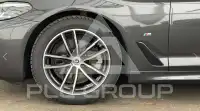 2022 BMW 520