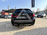 2022 BMW 520