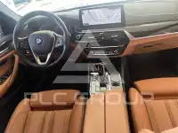 2022 BMW 520