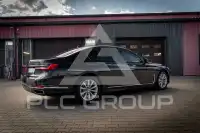 2022 BMW 730