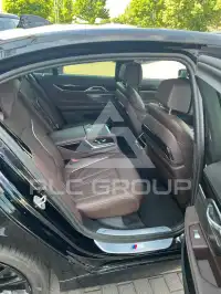 2022 BMW 730