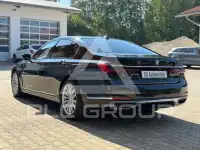 2022 BMW 730