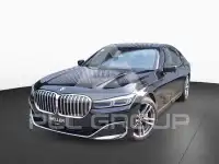 2022 BMW 730
