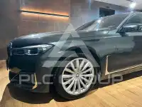 2022 BMW 730