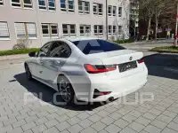 2022 BMW 318