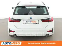 2022 BMW 318