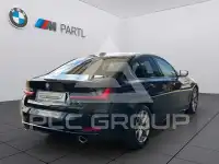 2022 BMW 318