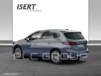 2022 BMW 220