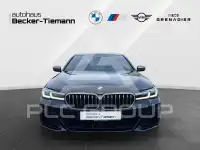 2022 BMW 550M