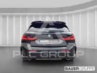 2022 BMW M1